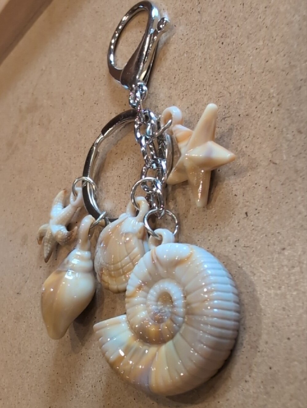 Seashell Charm Keychain Bag Charm with Starfish Accents - Picture 2 of 3